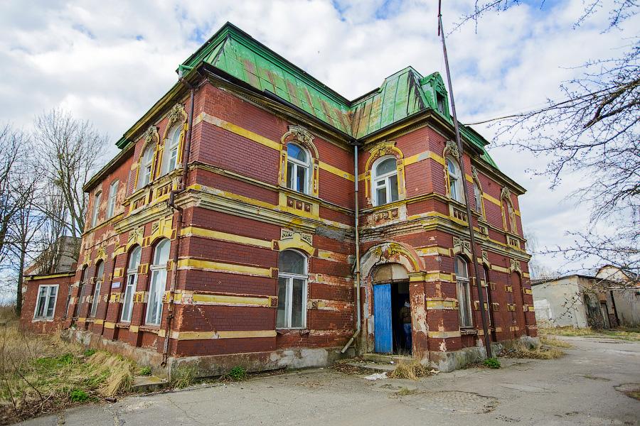 Тлен и Ильич: завод «Судоремонт-Балтика» в проекте «Пустые дома»