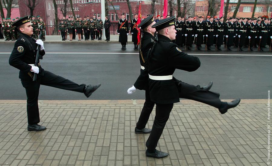 Торжества на мемориале 1200 гвардейцам: фоторепортаж "Нового Калининграда.Ru"