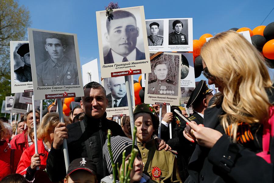 Те, кого не забыли: акция «Бессмертный полк» в Калининграде (фото)
