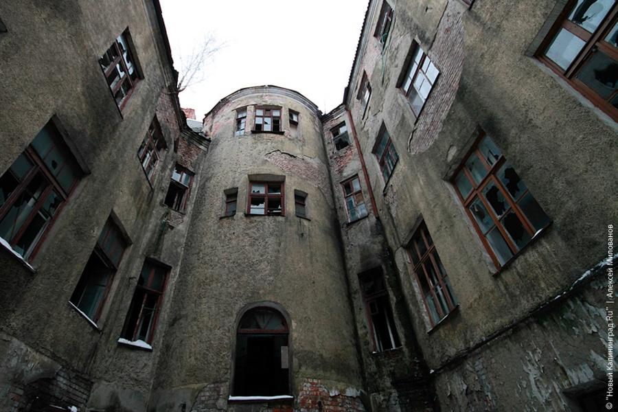 Здание бывшей янтарной мануфактуры в феврале 2010 года. Фото «Нового Калининграда.Ru»