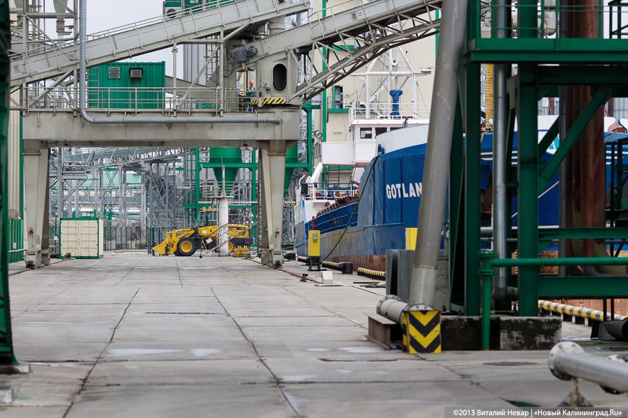 Сын за отцом: министр сельского хозяйства Николай Федоров посетил область