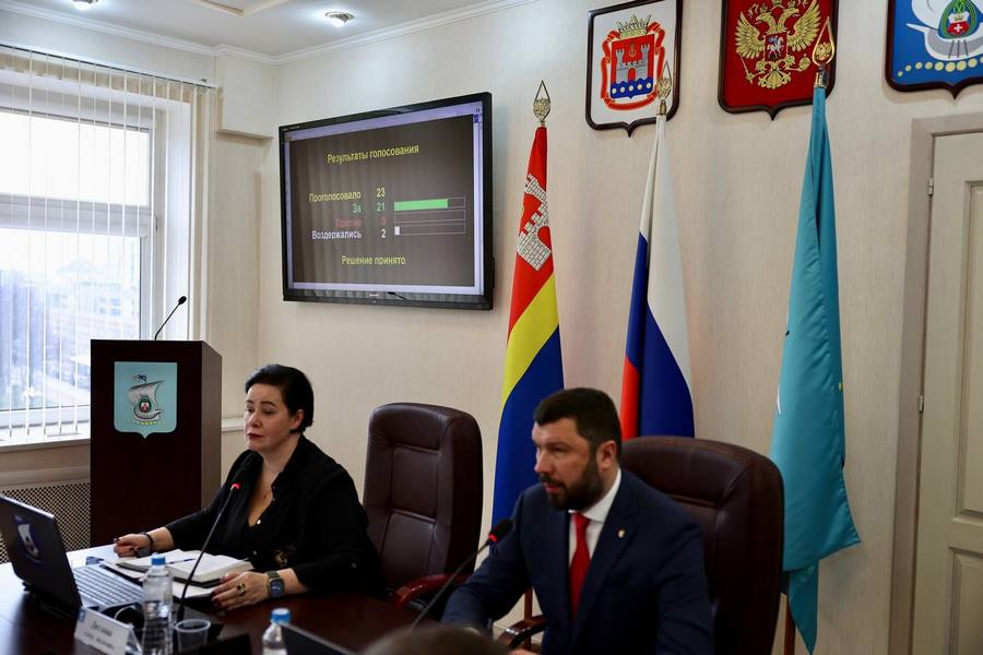 Глава Калининграда Евгений Любивый сложил полномочия