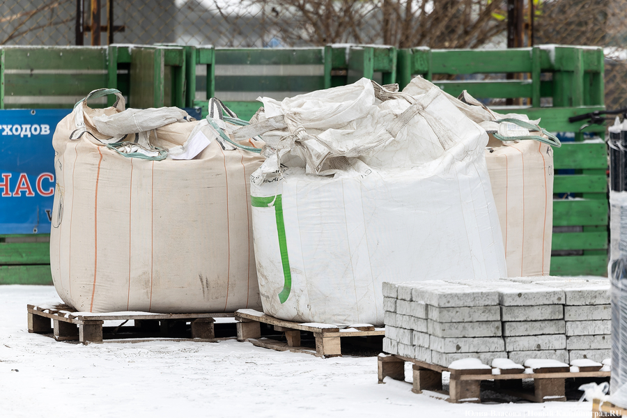 «Ничего на свалку не уйдет»: в Калининграде стали раздельно собирать 14 видов отходов (фото)