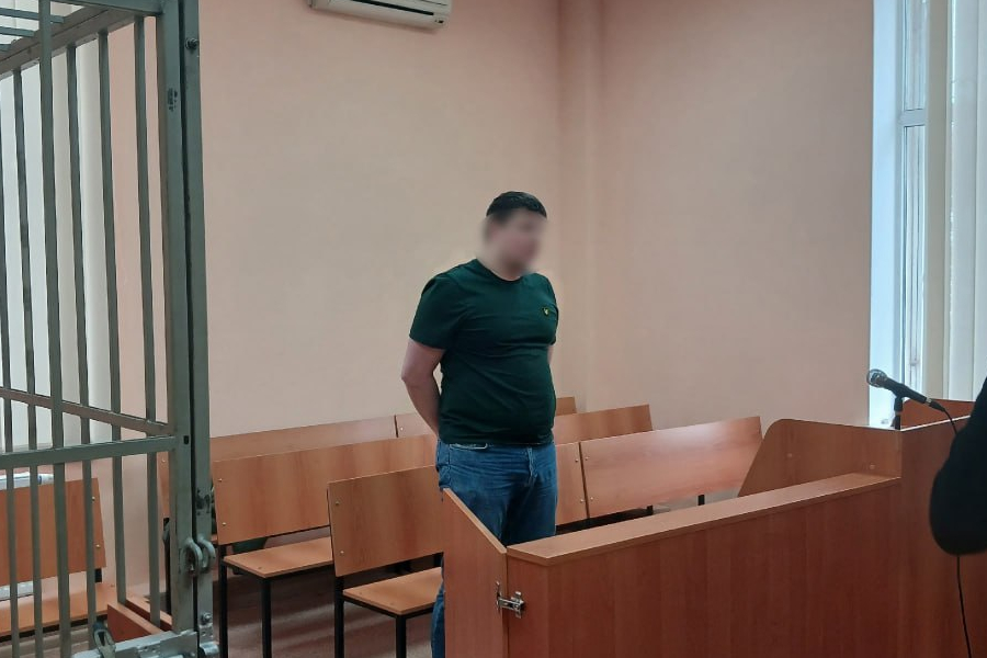 Суд квалифицировал укус бедра как «насилие, опасное для жизни и здоровья»