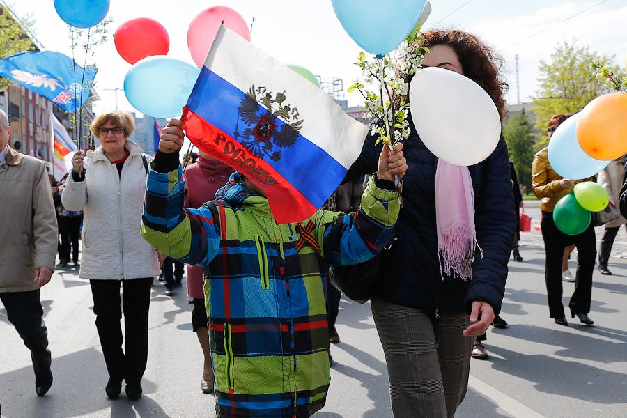 Все на Первомай: в Калининграде прошли праздничные шествия