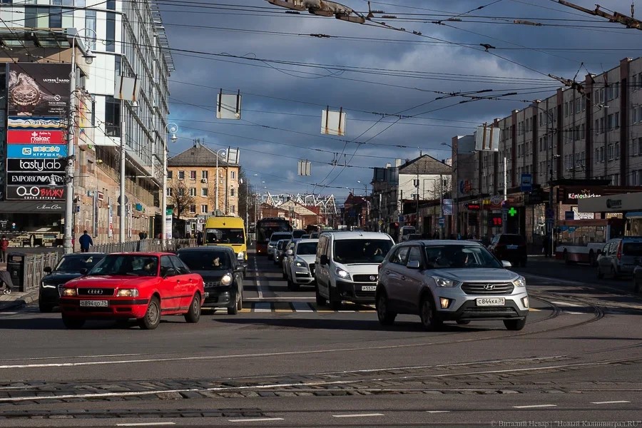 «Красивые» автомобильные номера намерены продавать за миллионы