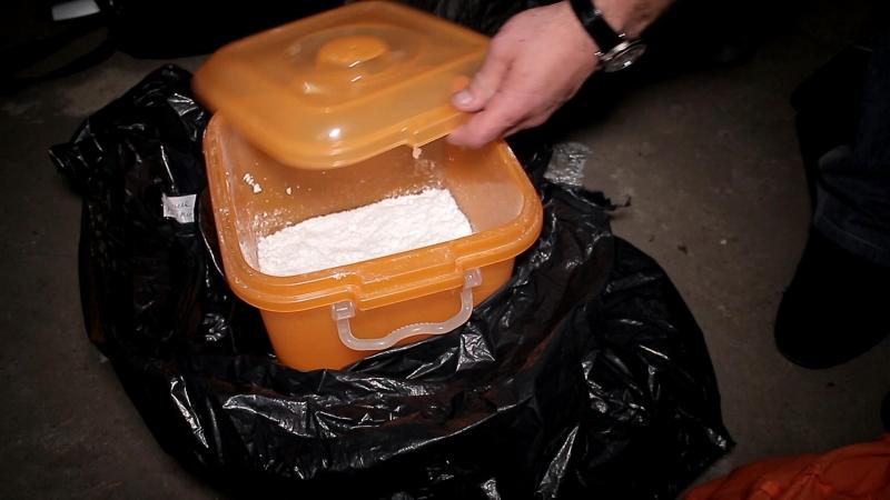 Калининградская полиция обнаружила в гараже более 15 килограммов наркотиков (фото)