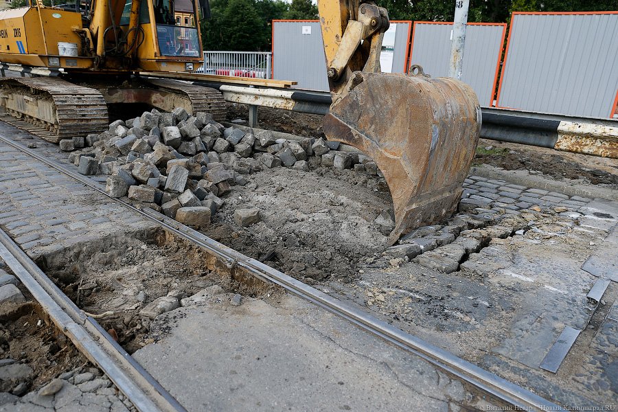 Прохода нет: Высокий мост на Остров закрыт на реконструкцию (фото)