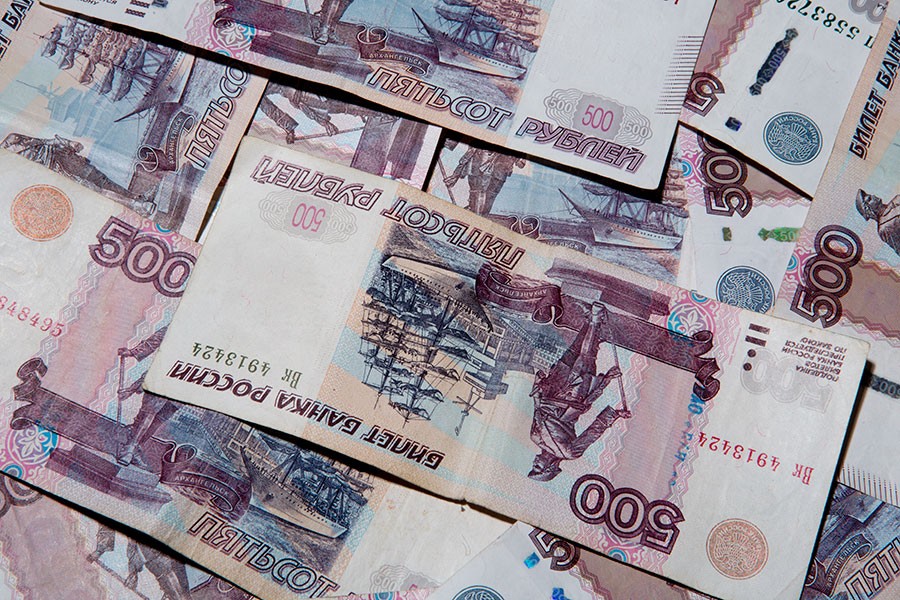 Житель Балтийска расплатился в супермаркете фальшивыми 500-рублевками