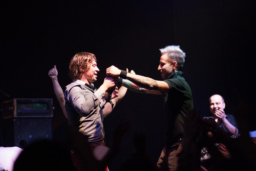 «Moves Like Jagger»: фоторепортаж с концерта Найка Борзова