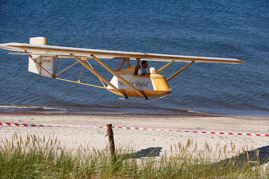 Мчатся самолёты ниже облаков: как прошёл День полётов на Куршской косе