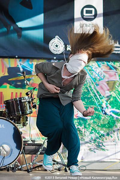 «Guitar Hero»: в Калининграде прошел турнир по воображаемой гитаре