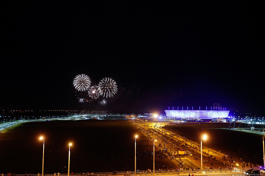 Прежние проблемы на новом месте: в Калининграде начался чемпионат фейерверков