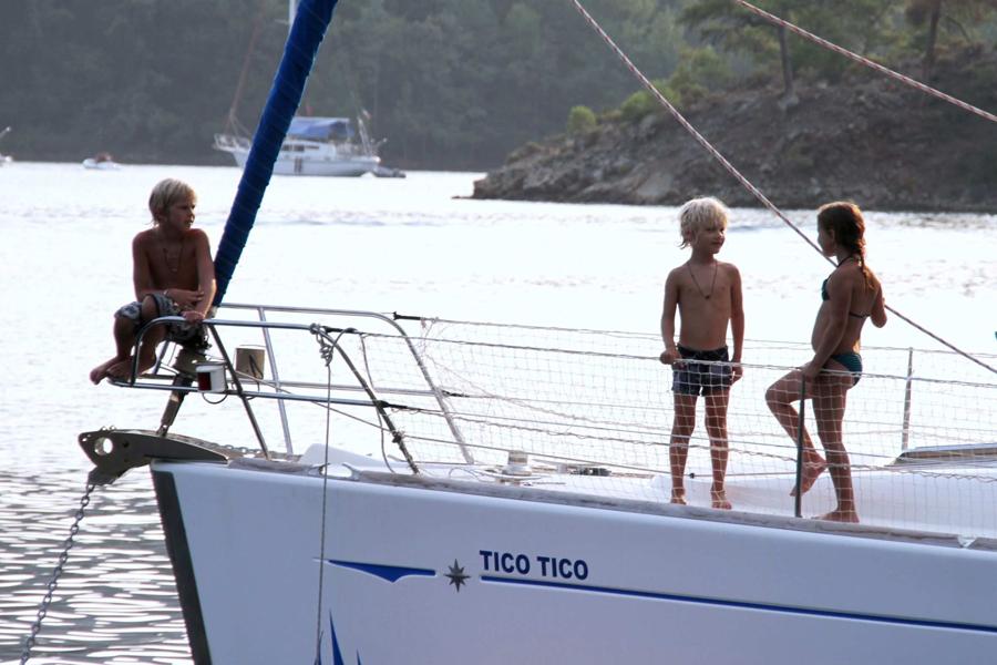 Молодежный лагерь парусного спорта для участников от 12 до 17 лет