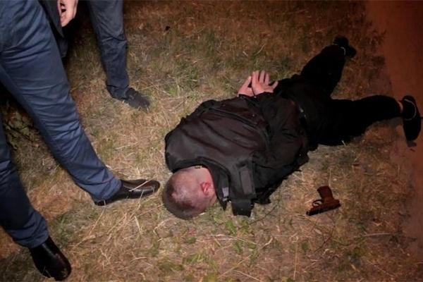 Полиция задержала охранника, перевозившего наркотики в служебном авто (фото)