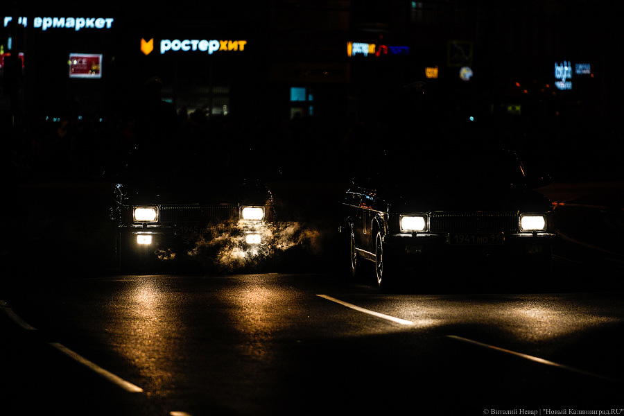 Вечерний марш: в Калининграде прошла репетиция парада Победы (фото)