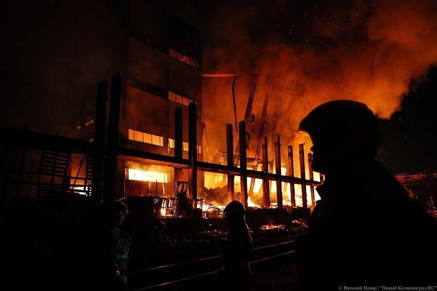 В ликвидации возгорания на «Цепруссе» участвовали 88 пожарных