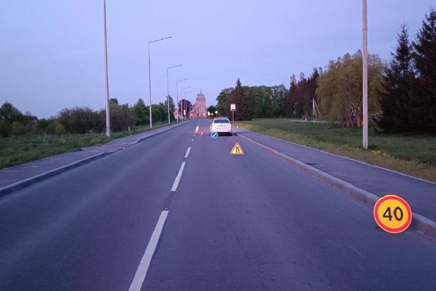 В Полесском районе в ДТП пострадал мопедист без шлема и водительских прав (фото)