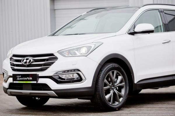 Пятьдесят оттенков премиума: тест-драйв нового Hyundai Santa Fe Premium