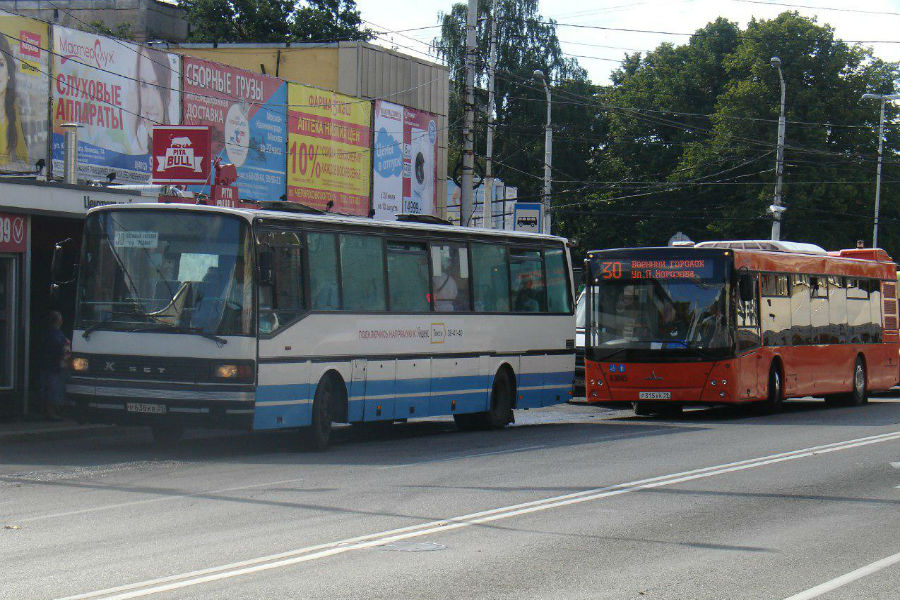 Автобусы «БалтАвтоЛайна» устраивают гонки с другими перевозчиками (фото)