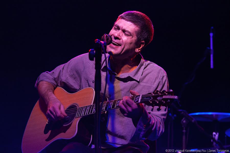 «Сидячий рок»: фоторепортаж с концерта группы «Сплин»