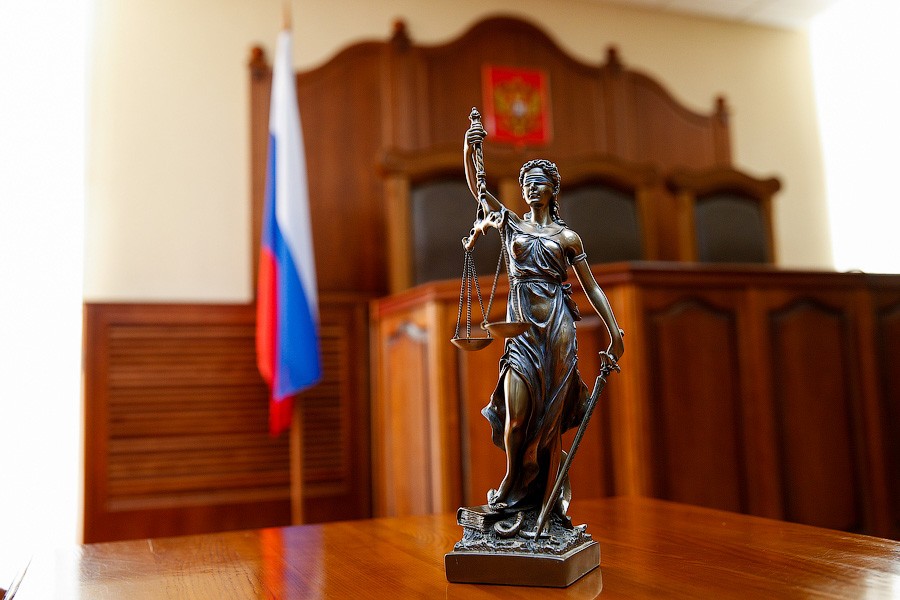 Калининградский суд приговорил рядового к обязательным работам за серьезное ДТП