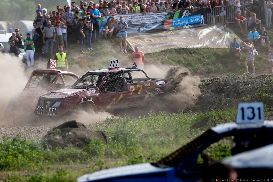 В клубах пыли: как прошел фестиваль экстремальных видов спорта «Ускорение»