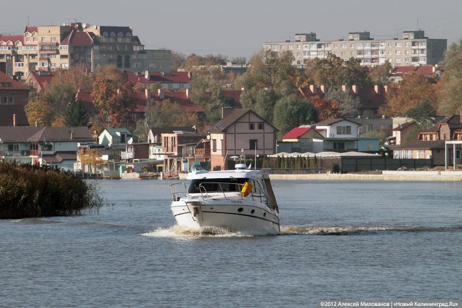 «Конец в воду»: фоторепортаж с закрытия аквабайк-сезона на Преголе