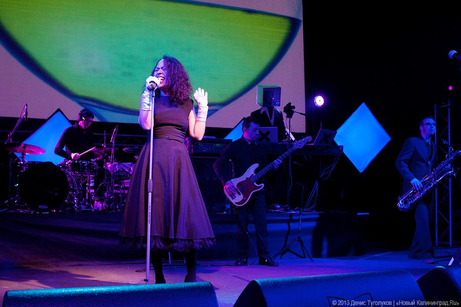 «На танцполе все спокойно»: De Phazz выступили на «Вагонке»