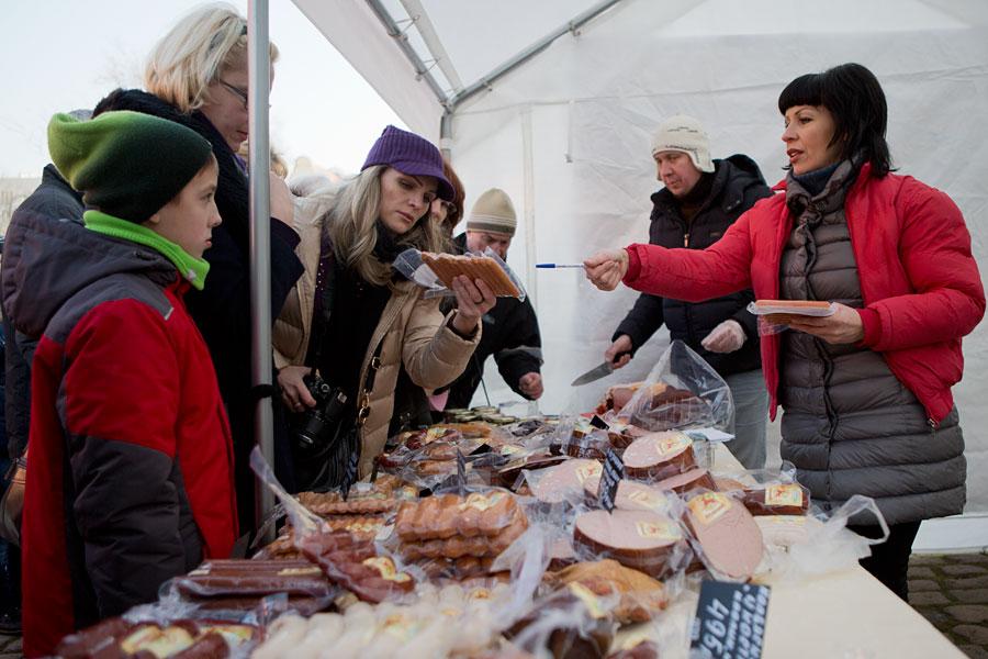 Не рыба, а мясо: День влюбленных и колбасы в Музее Мирового океана