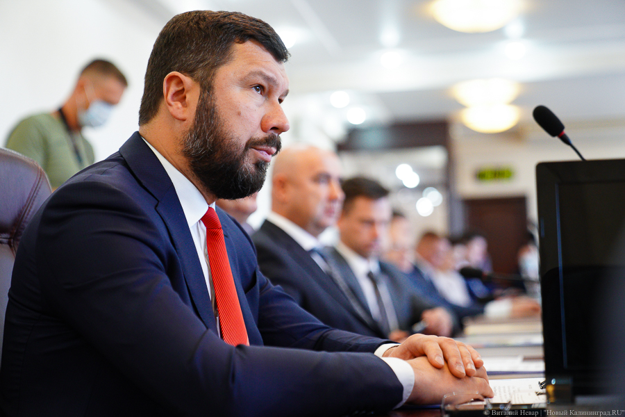 Глава Калининграда раскритиковал депутатов-единороссов за прогулы 