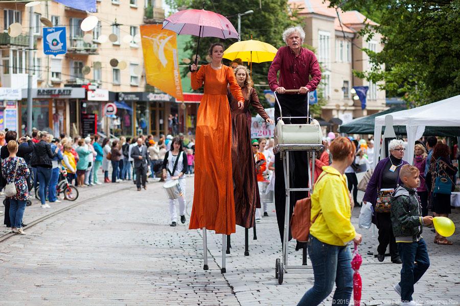 Шаг назад: достоинства и неудачи пешеходной зоны Дня города-2015