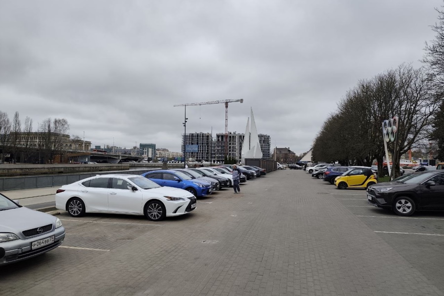 В Калининграде намерены расширить набережную на ул. Виктора Гюго (фото)