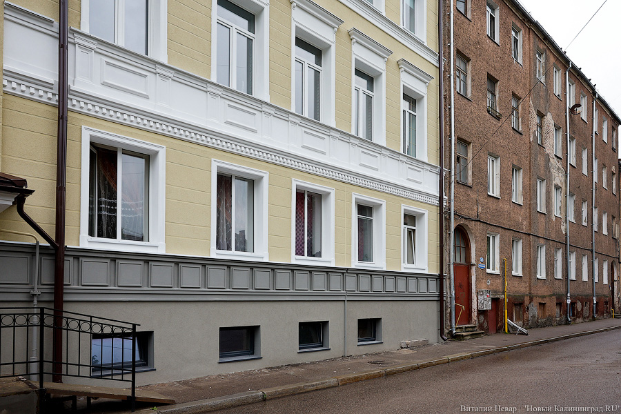 По пути к Кройц-аптеке: на пересечении Фрунзе и Ярославской отремонтировали здание XIX века (фото)