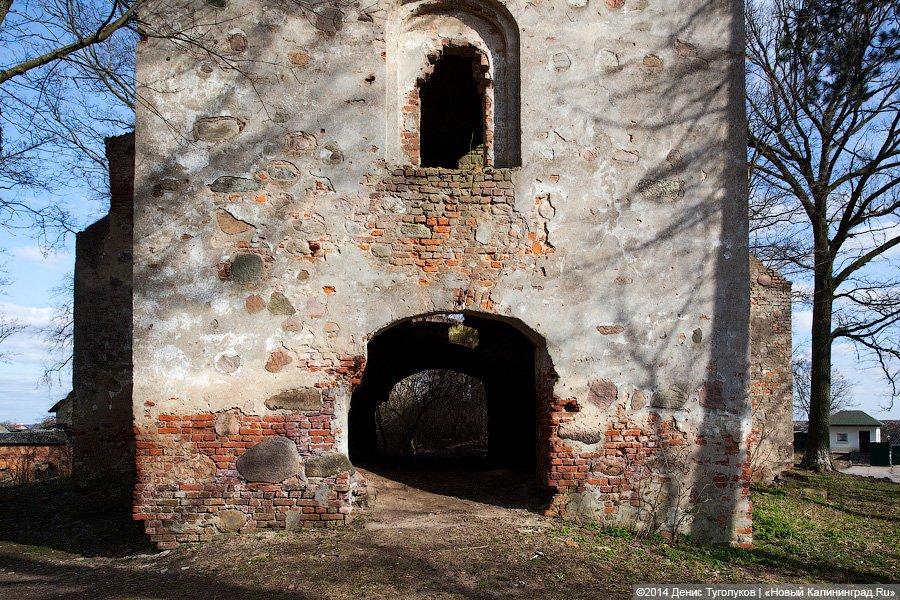 Разрушенная трижды: кирха начала XVIII века в поселке Жилино