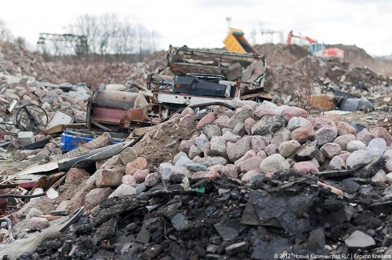 «Исторические залежи»: фоторепортаж «Нового Калининграда.Ru» со склада брусчатки
