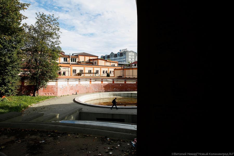 Блеск и нищета: что происходит с набережной Нижнего озера в Калининграде