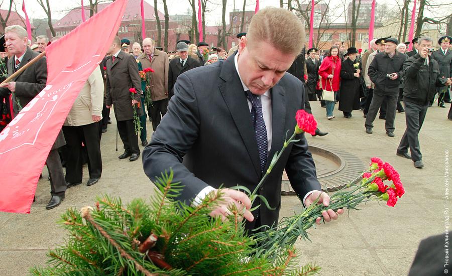 Торжества на мемориале 1200 гвардейцам: фоторепортаж "Нового Калининграда.Ru"