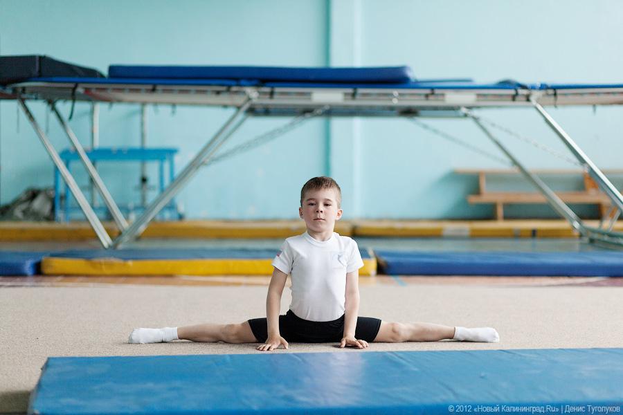 «Прыжки в высоту»: фоторепортаж с соревнований юных батутистов