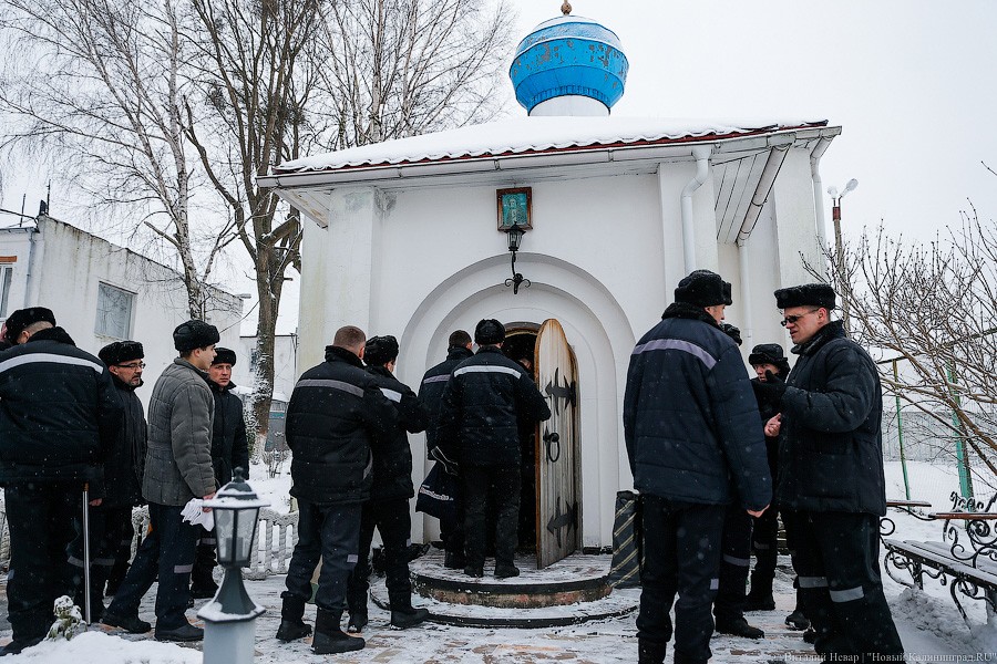 Купания строгого режима: что на Крещение происходило в калининградской колонии