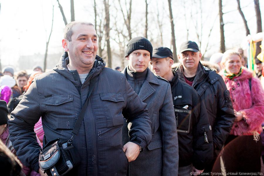 «Блинный бег»: первый городской забег с блинами на Масленицу (+видео)