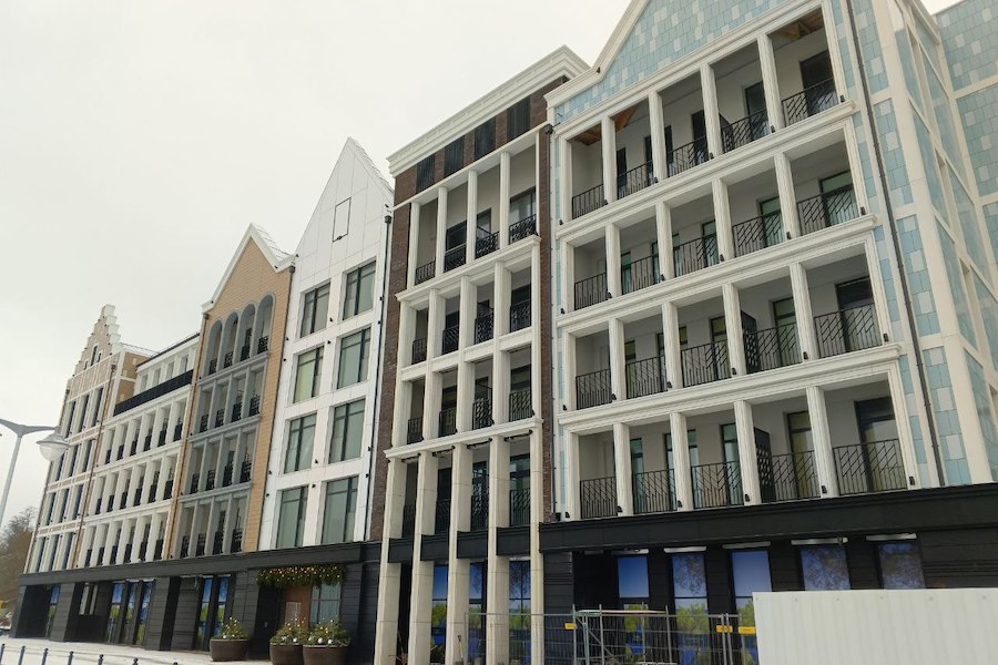 700 тысяч за кв. м: как выглядят многоэтажки на променаде в Светлогорске (фото)