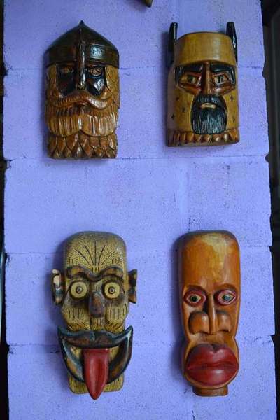 В Гвардейске открыли арт-пространство со скульптурами из автомобильных запчастей (фото)