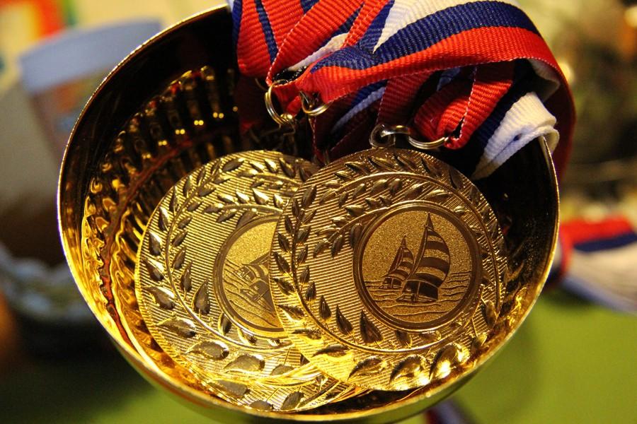 «За победу!»: фоторепортаж с первой региональной парусной регаты сезона