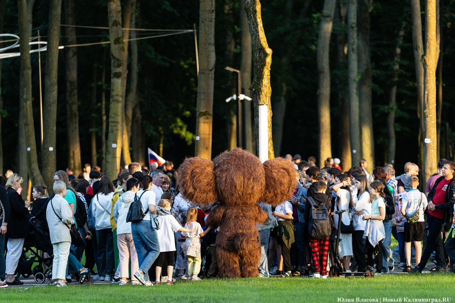 Яркая точка притяжения: как в Гурьевске открывали «Парк света» (фото)