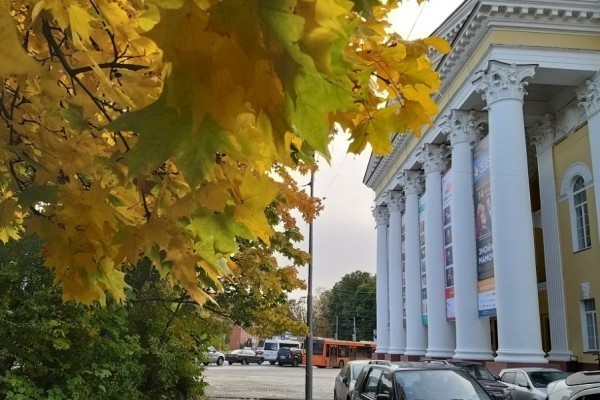 1, 2, 3 ноября в драмтеатре состоится премьера «Бульвар заходящего солнца»