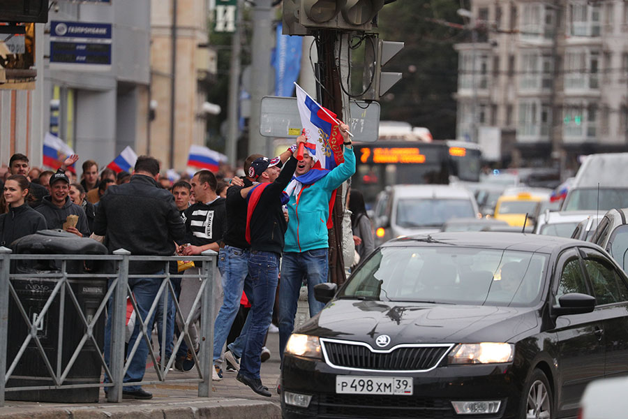 Усы победы: как Калининград болел и радовался за сборную России (фото)