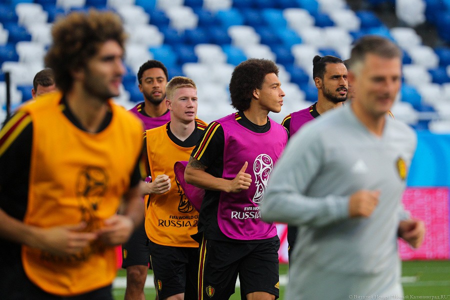 Кто из них не выйдет на поле?: предматчевая тренировка сборной Бельгии (фото)