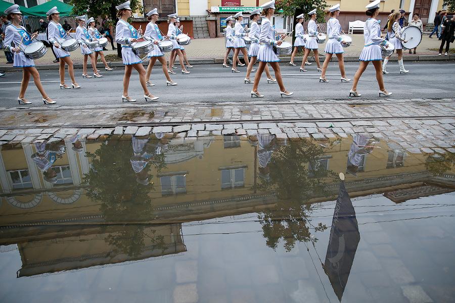 Девушка с барабаном: один День города барабанщицы Алены