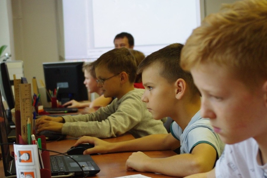 Учебный центр Олега Видякина приглашает на детские компьютерные курсы